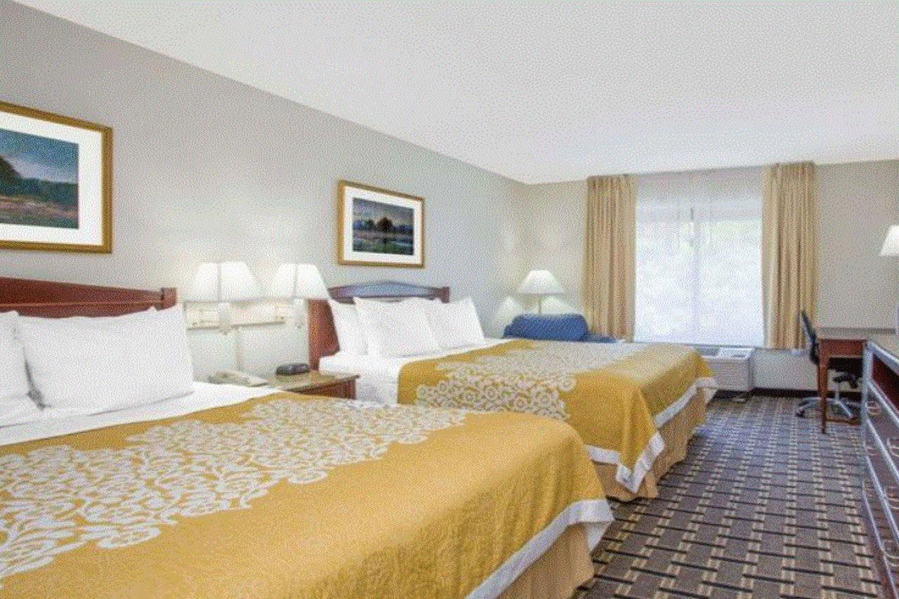 Hotel Carolina A Days Inn By Wyndham Hilton Head Island Ngoại thất bức ảnh