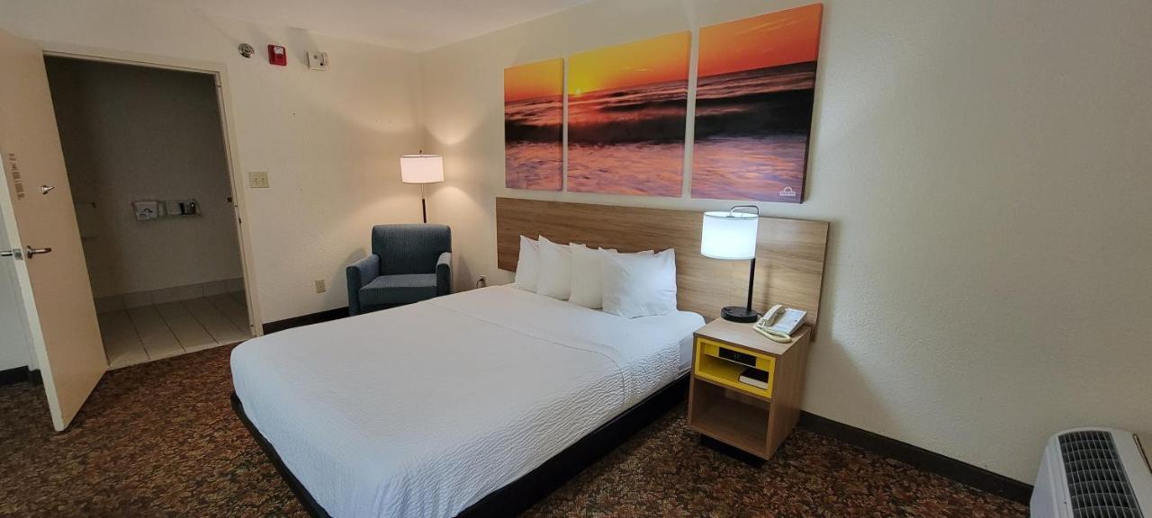 Hotel Carolina A Days Inn By Wyndham Hilton Head Island Ngoại thất bức ảnh